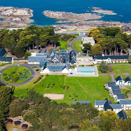 Отель Domaine De Port Aux Rocs Ле Круазик Экстерьер фото
